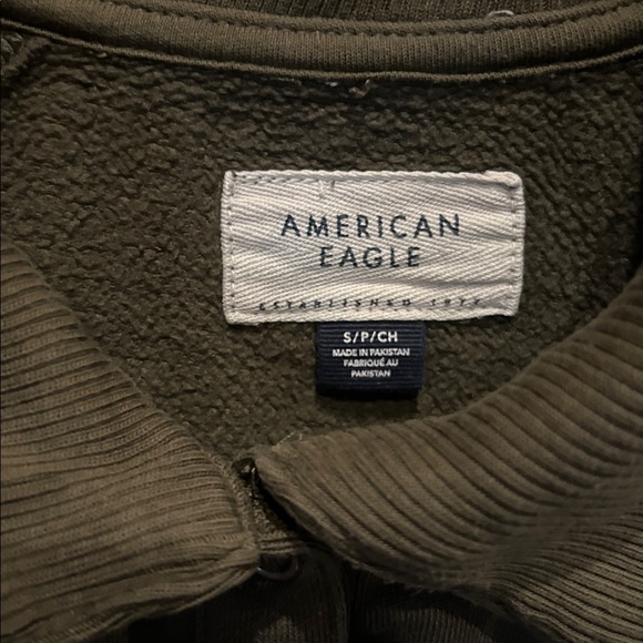 American Eagle EUC Big Hug Henley Sweatshirt Size Small in Olive - Picture 11 of 13